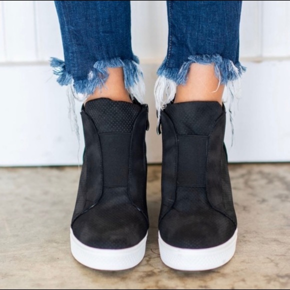 ⭐️Black Wedge Sneakers - Picture 3 of 6